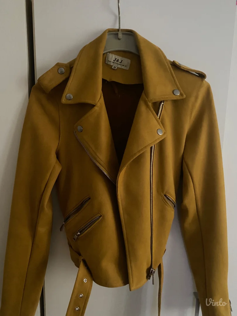 zenska jakna, materijal je spandeks