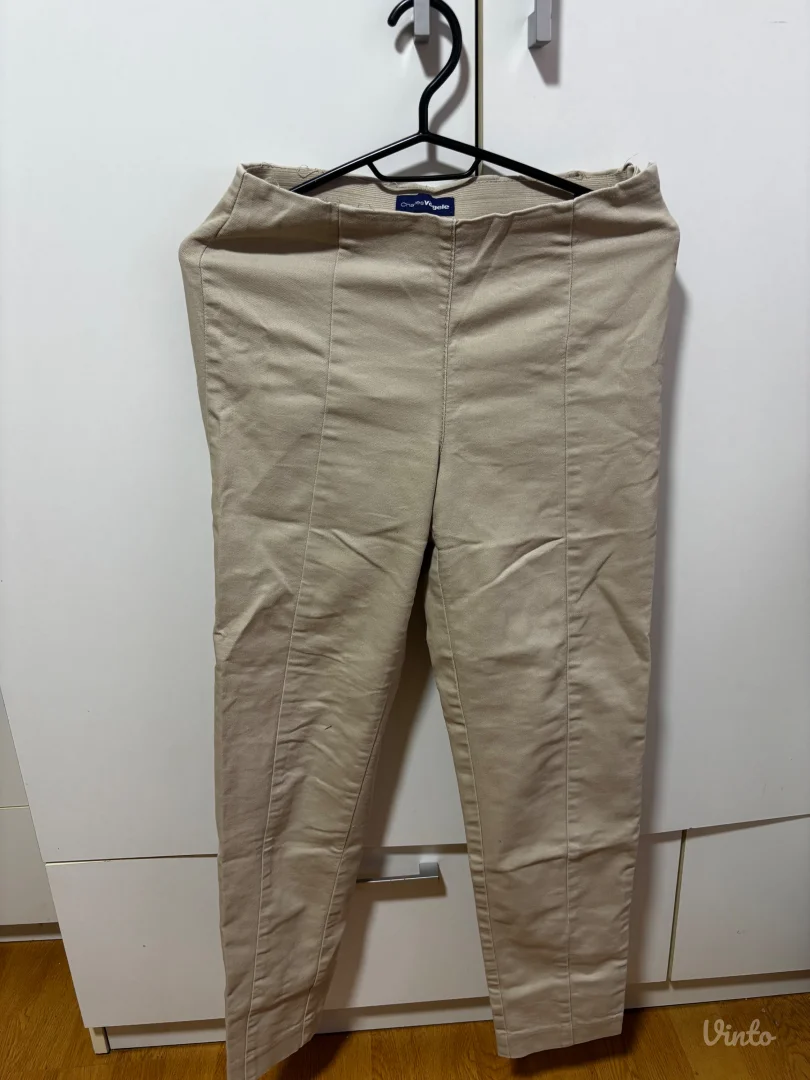 Pantalonice u bez boji