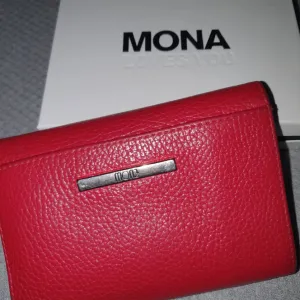 Mona kožni novčanik