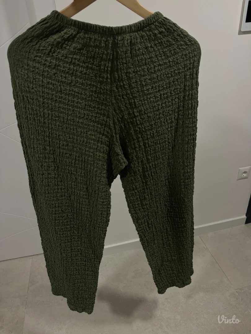 Zara pantalone, S