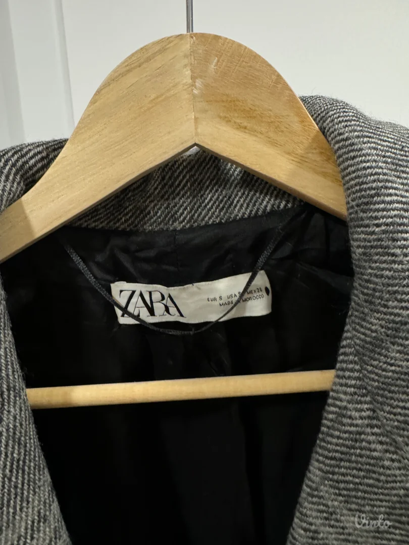 Zara kaput, S/M
