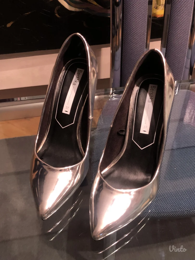 Bershka srebrne cipele