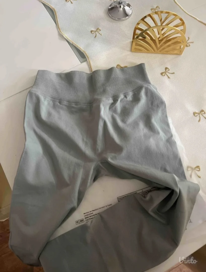 Helanke push up za trening nove