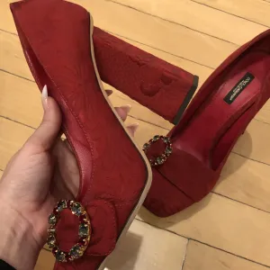 Dolce & Gabbana cipele sa šnalom nove