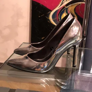 Bershka srebrne cipele