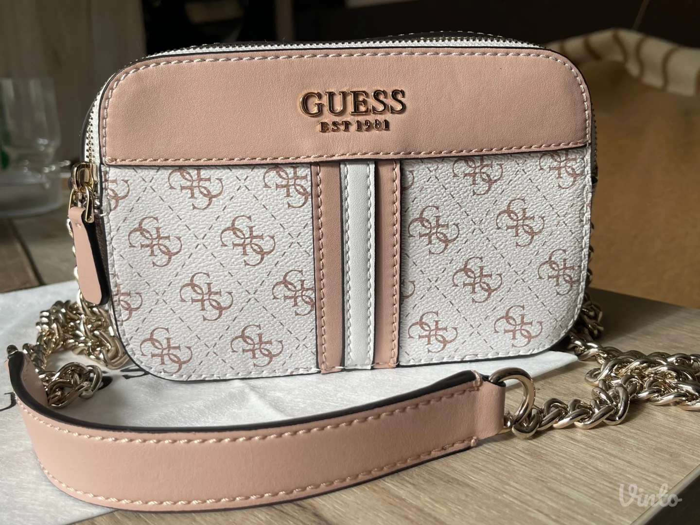 Original GUESS torbica - NOVO -
