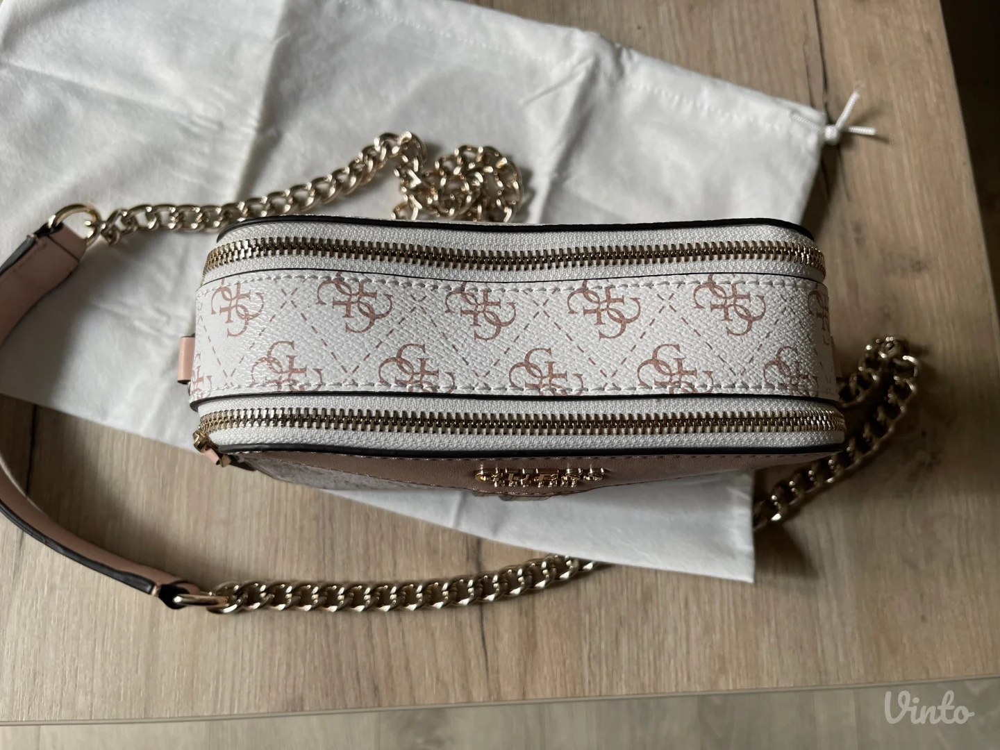 Original GUESS torbica - NOVO -