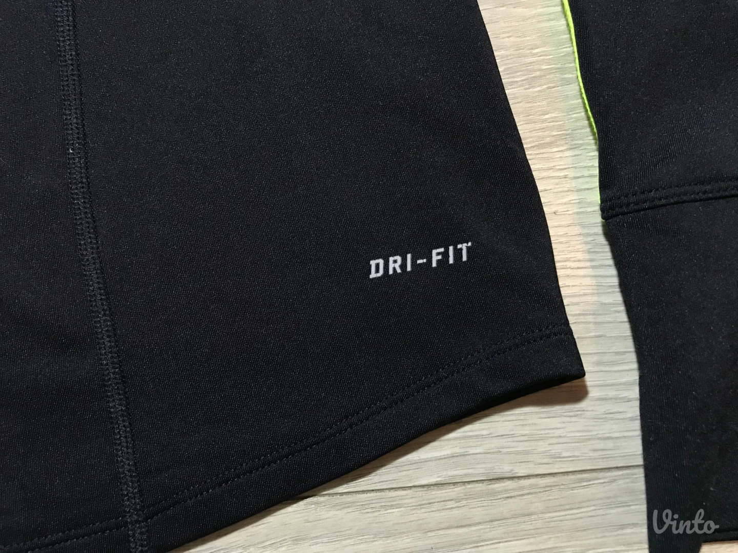 Original NIKE sportska bluza vel. M