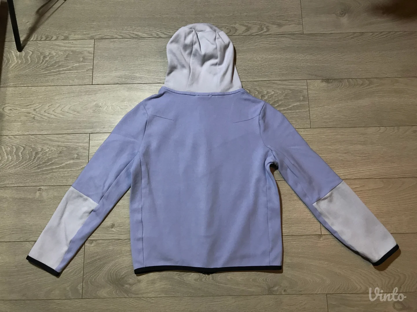 Original NIKE Tech Fleece dečiji vel. L