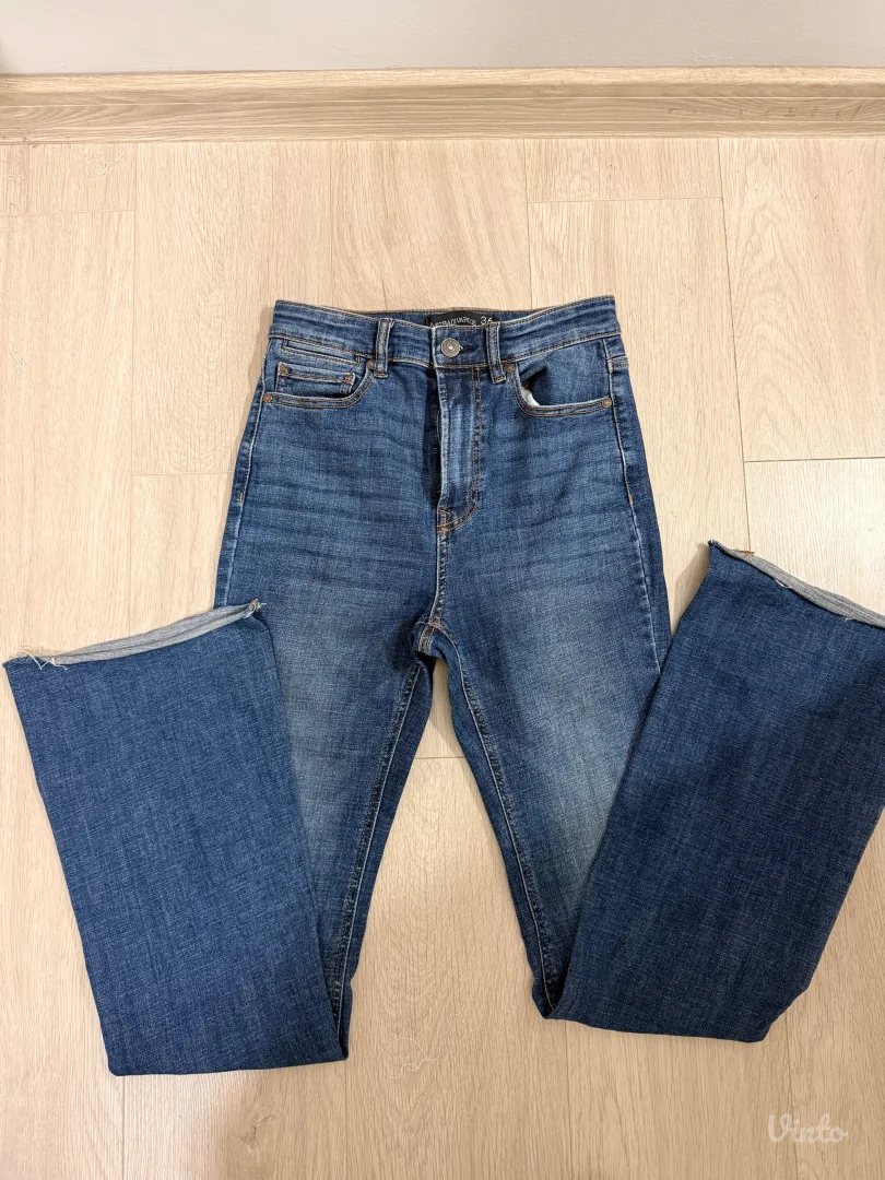 Stradivarius D74 flare farmerke