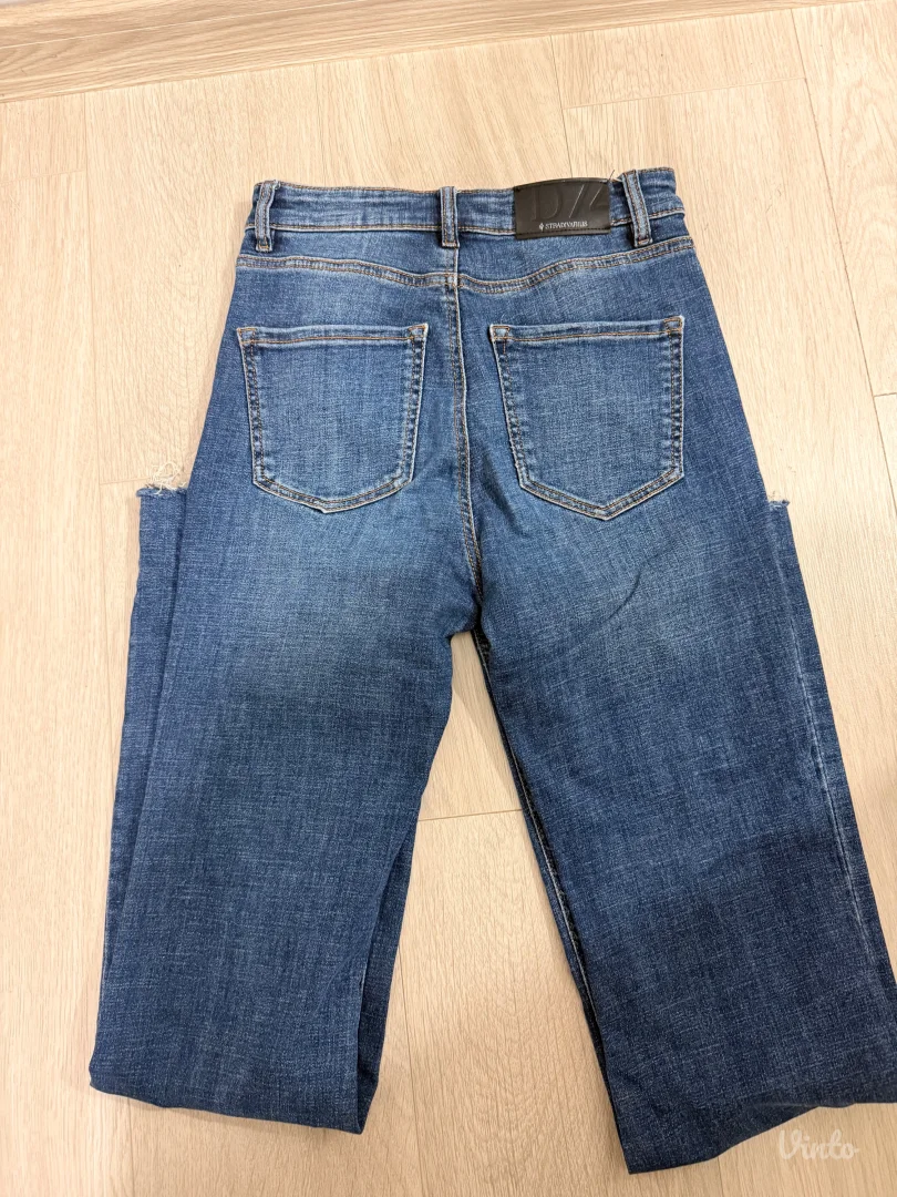 Stradivarius D74 flare farmerke