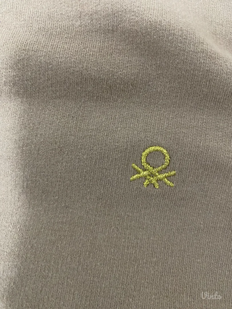 Benetton duks sa zlatnim logom