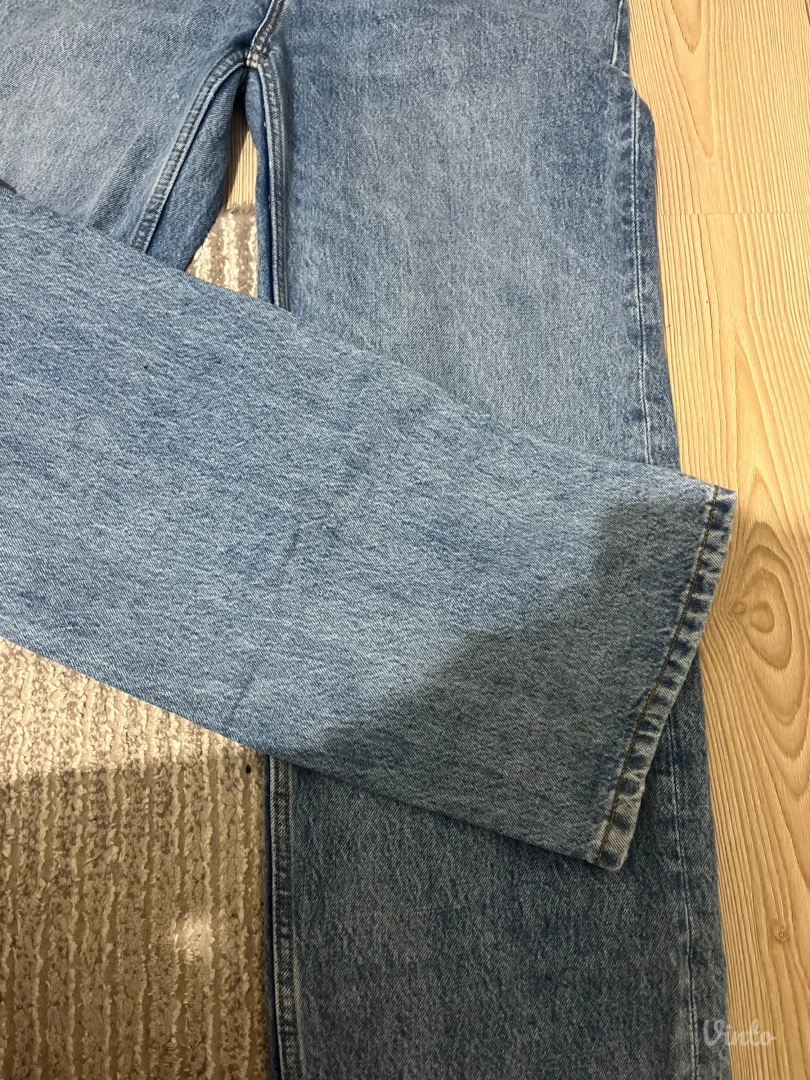 Zara - zenske farmerke