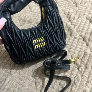 Miu Miu - zenska torbica