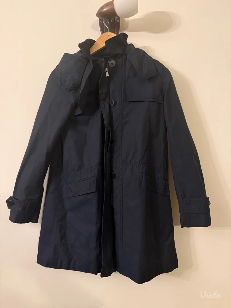 Zara teget trench kaput