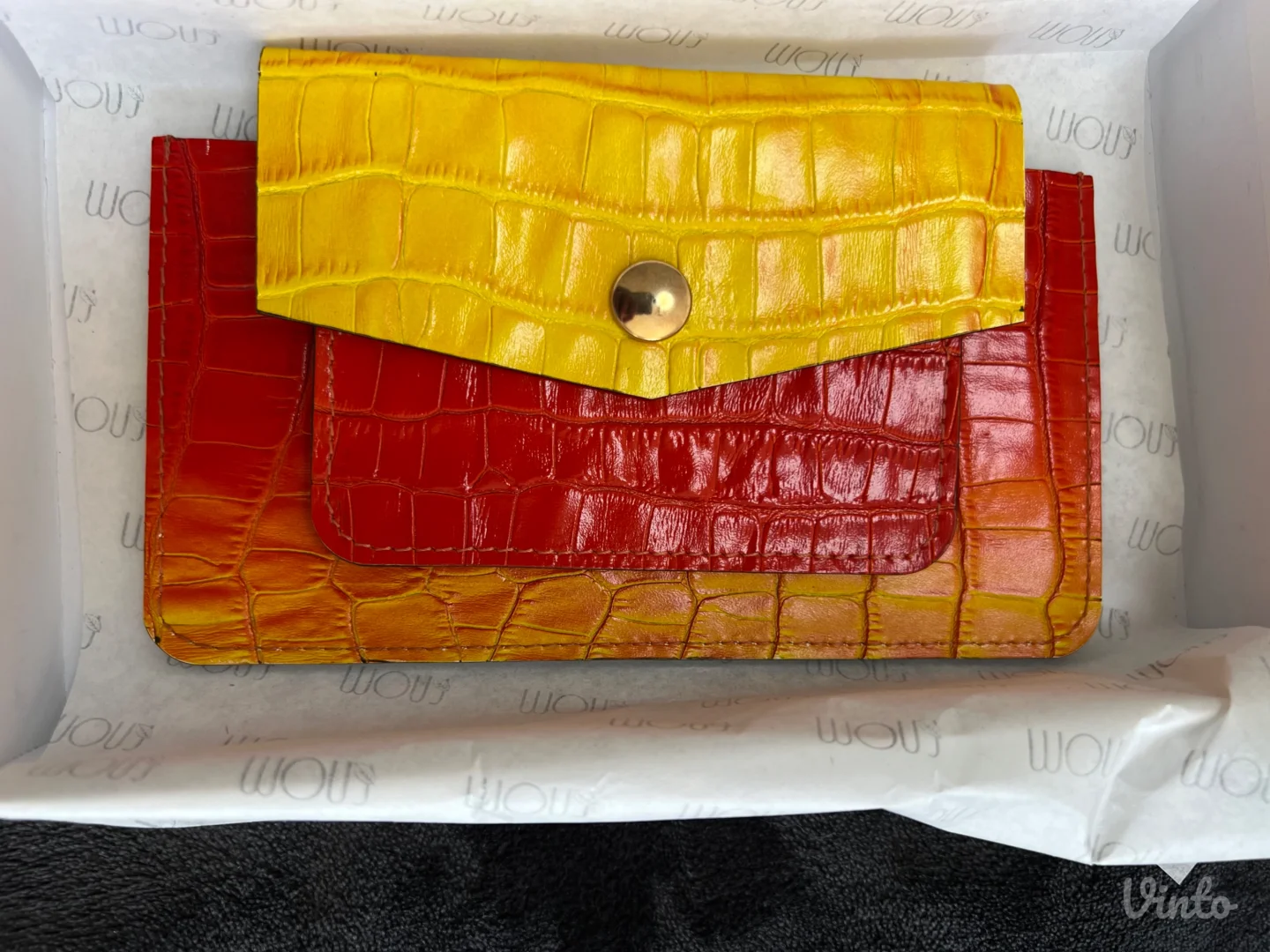 Futrola by Mona - novo