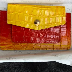 Futrola by Mona - novo