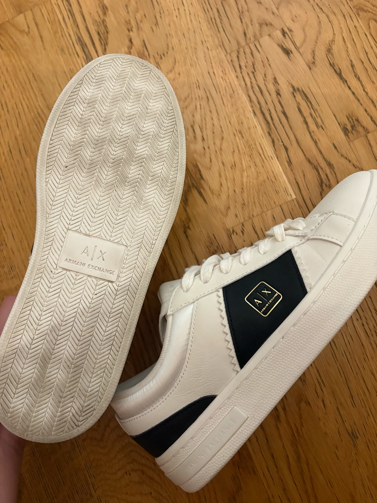 Armani Exchange patike, broj 39