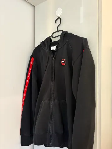 Nike crni duks sa kapuljačom (vel. S)