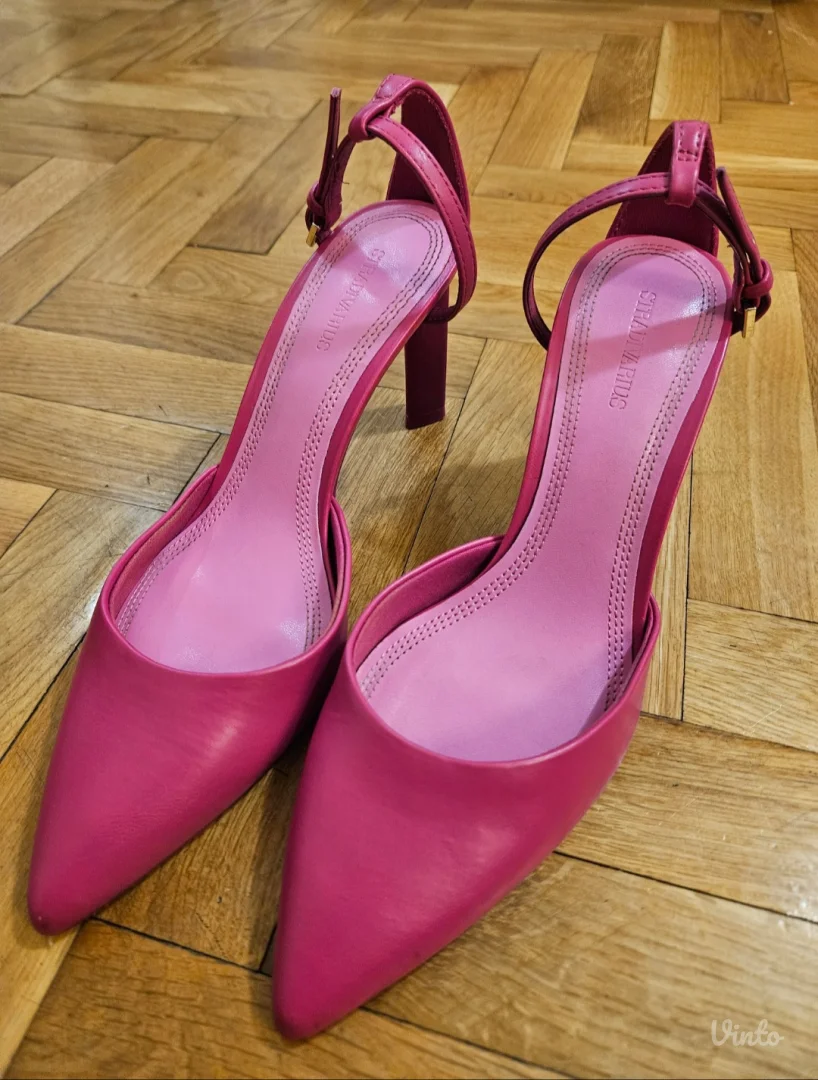 Roze salonke Stradivarius