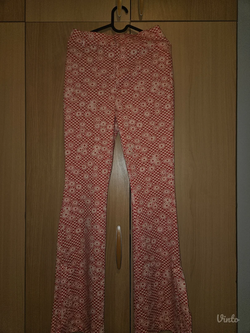 Zara- nekorišćene pantalone