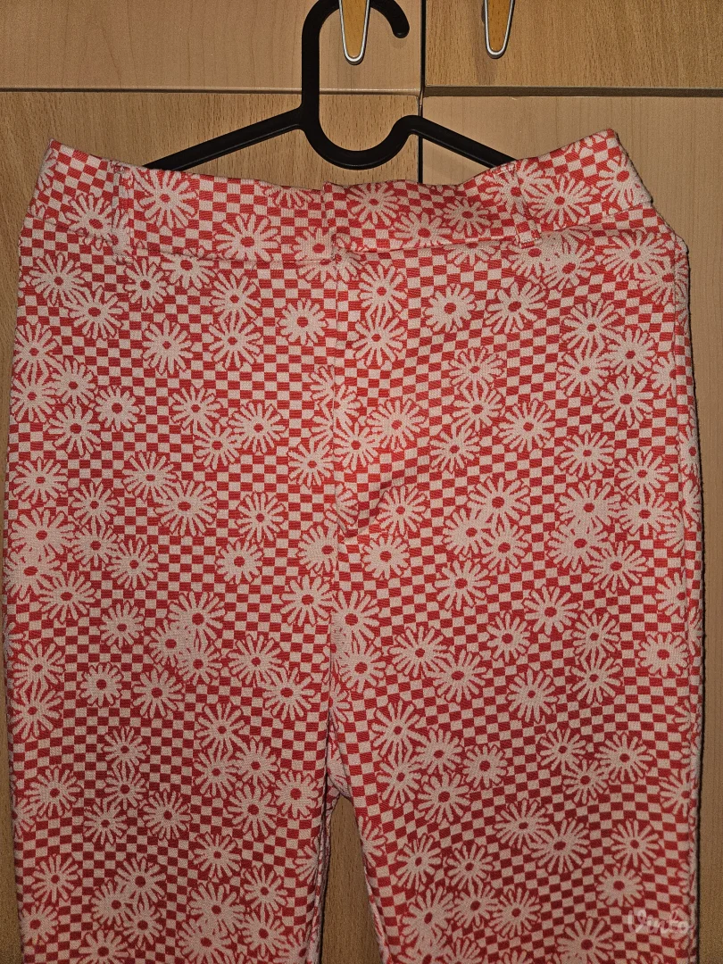 Zara- nekorišćene pantalone