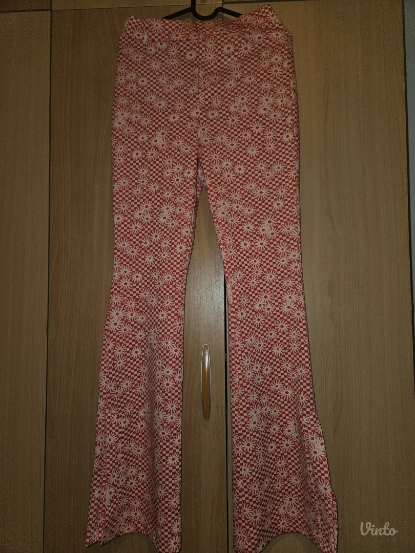 Zara- nekorišćene pantalone