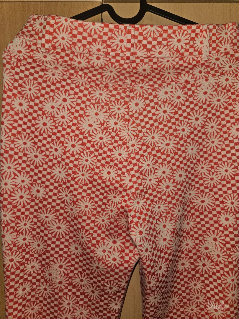 Zara- nekorišćene pantalone