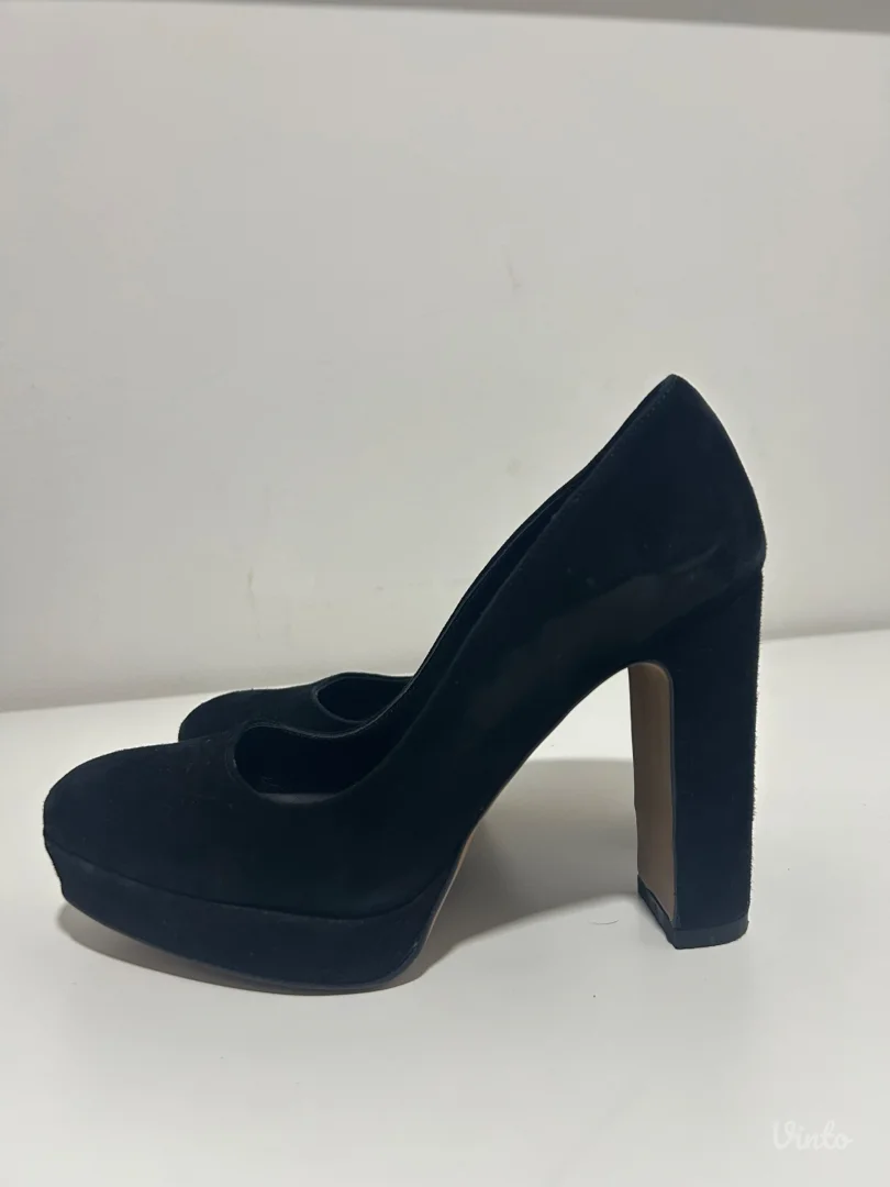 Silko - Crne kožne štikle (37)