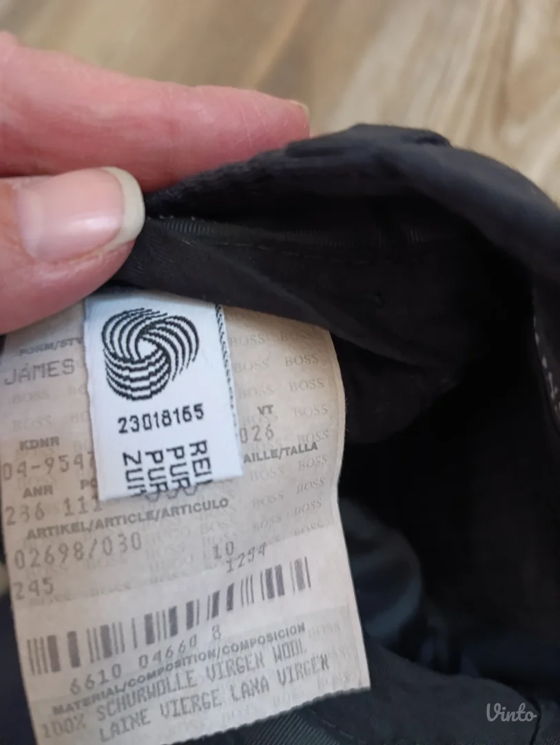 Hugo Boss muske pantalone