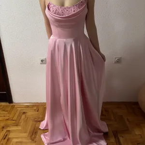 Svečana haljina