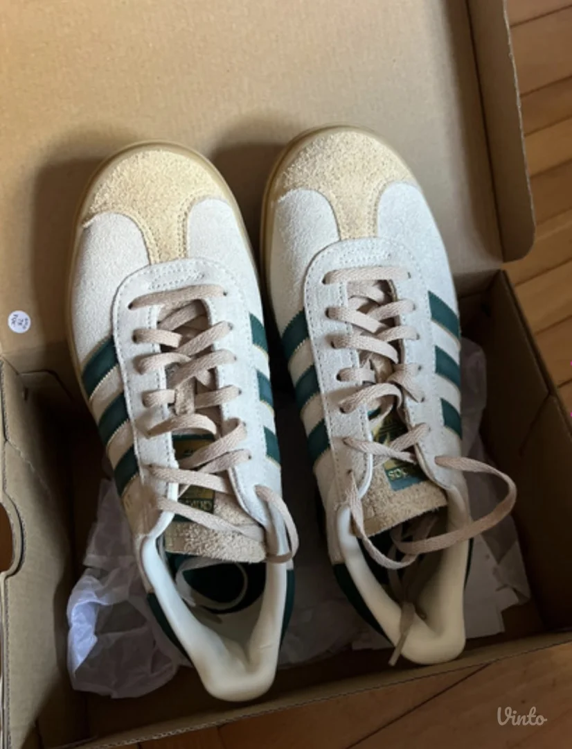 Adidas zenske parike