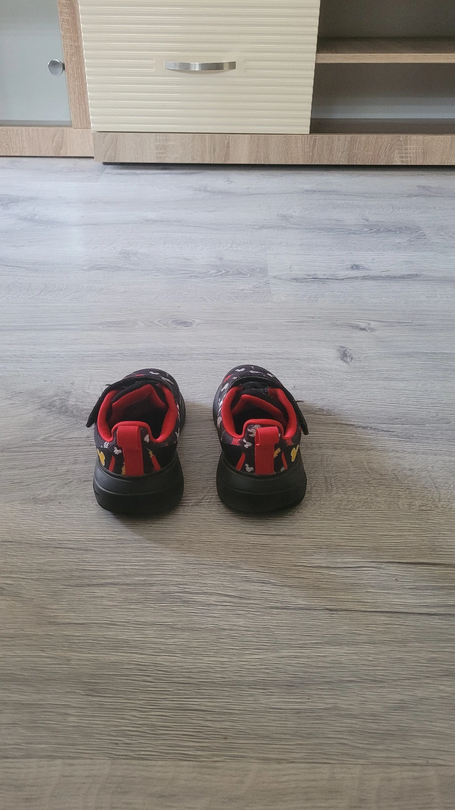 Adidas Disnep patikice 25
