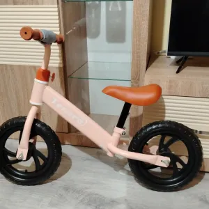 Balans bicikl i pokloni