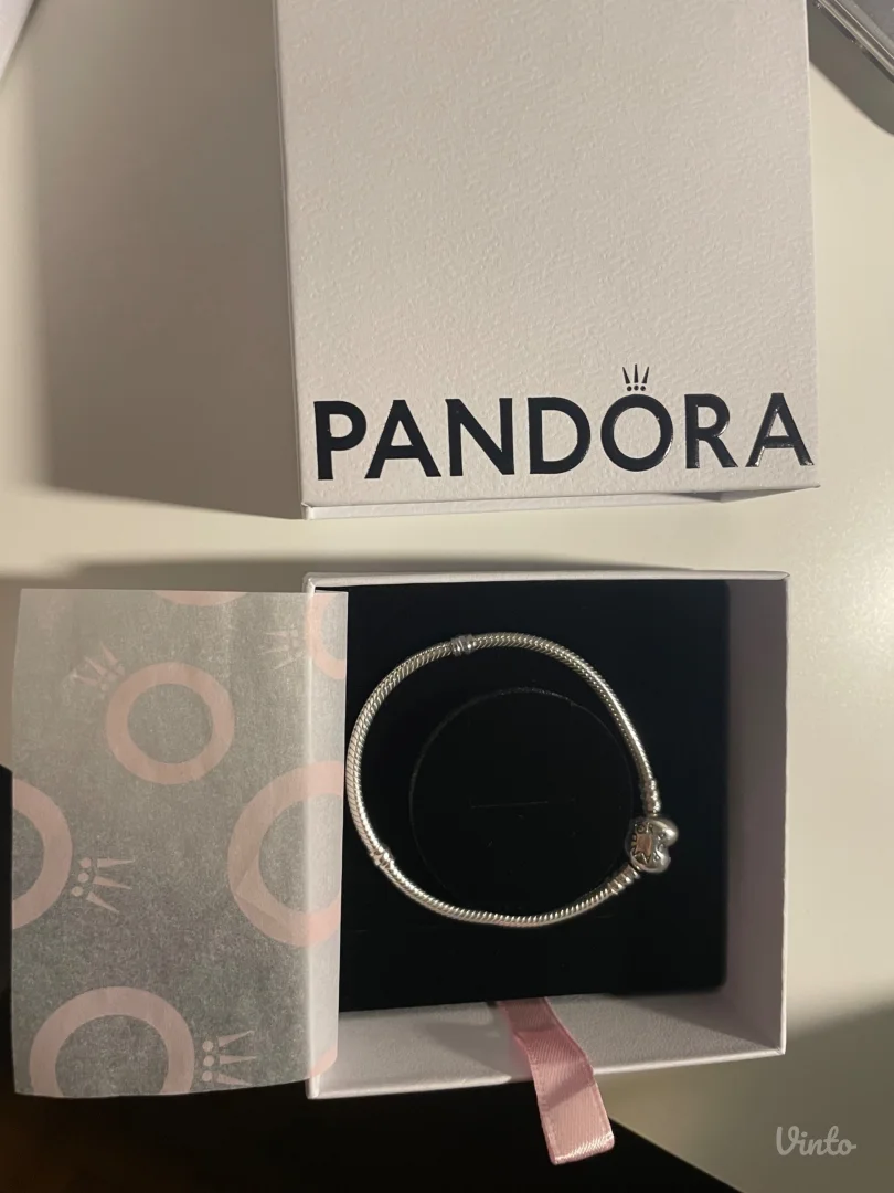 Pandora narukvica
