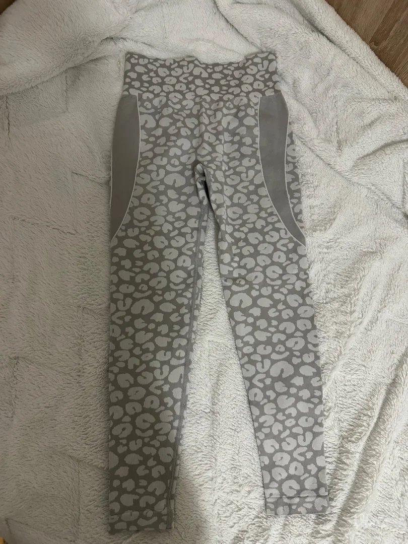 SHEIN - push up helanke za trening