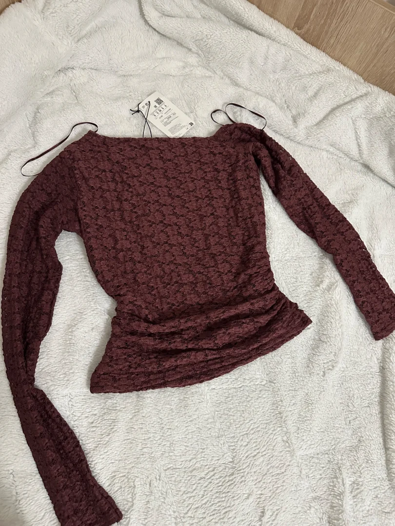 PULL&BEAR - bordo cipkasta bluza