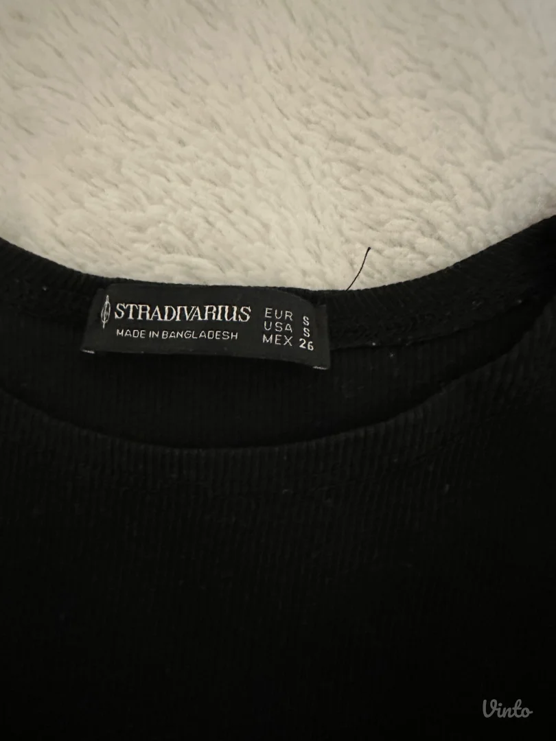 Stradivarius - crna kraca uska majica