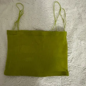 PULL&BEAR - crop top