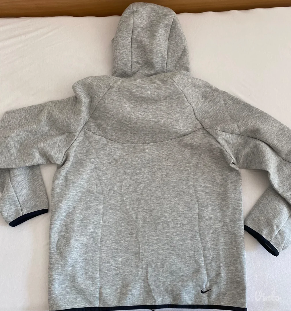 Nike Tech Fleece M