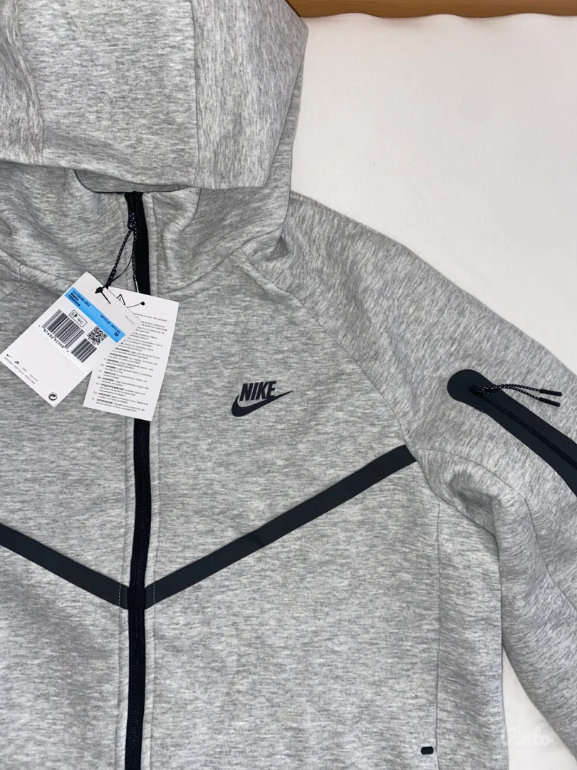 Nike Tech Fleece M
