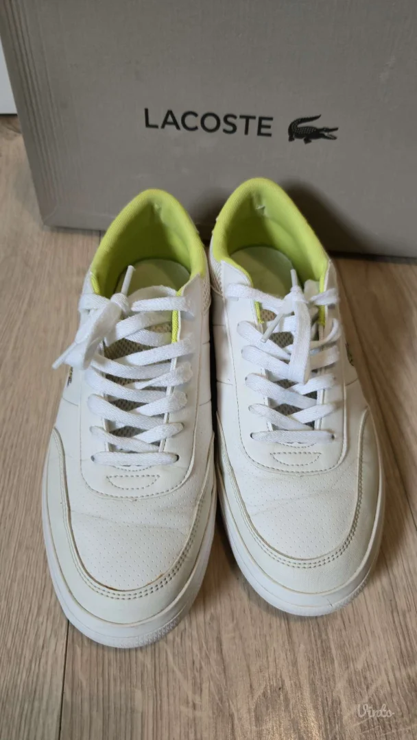Lacoste bele patike 39 sa zelenim detaljima