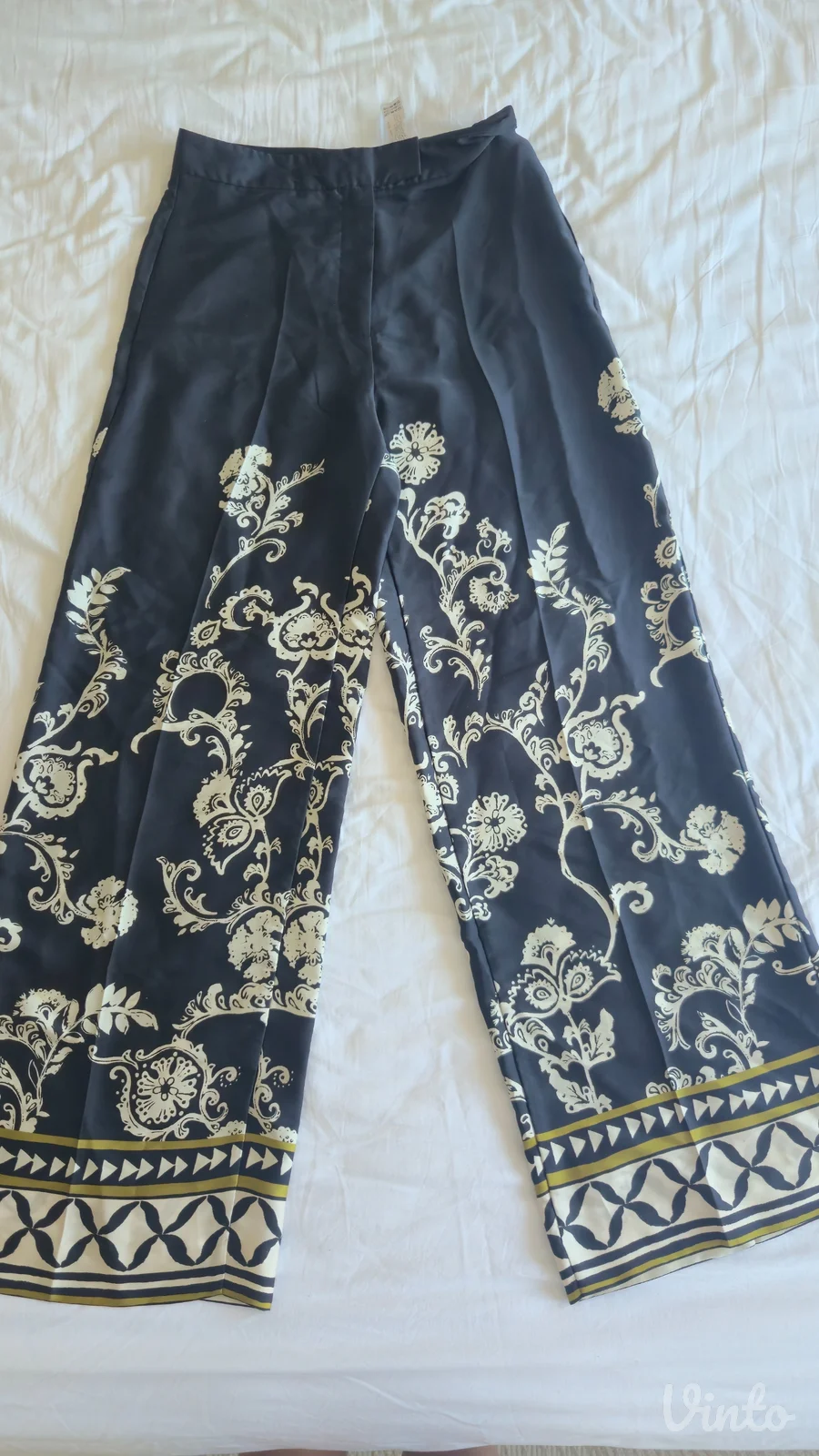 Elegantni Zara komplet