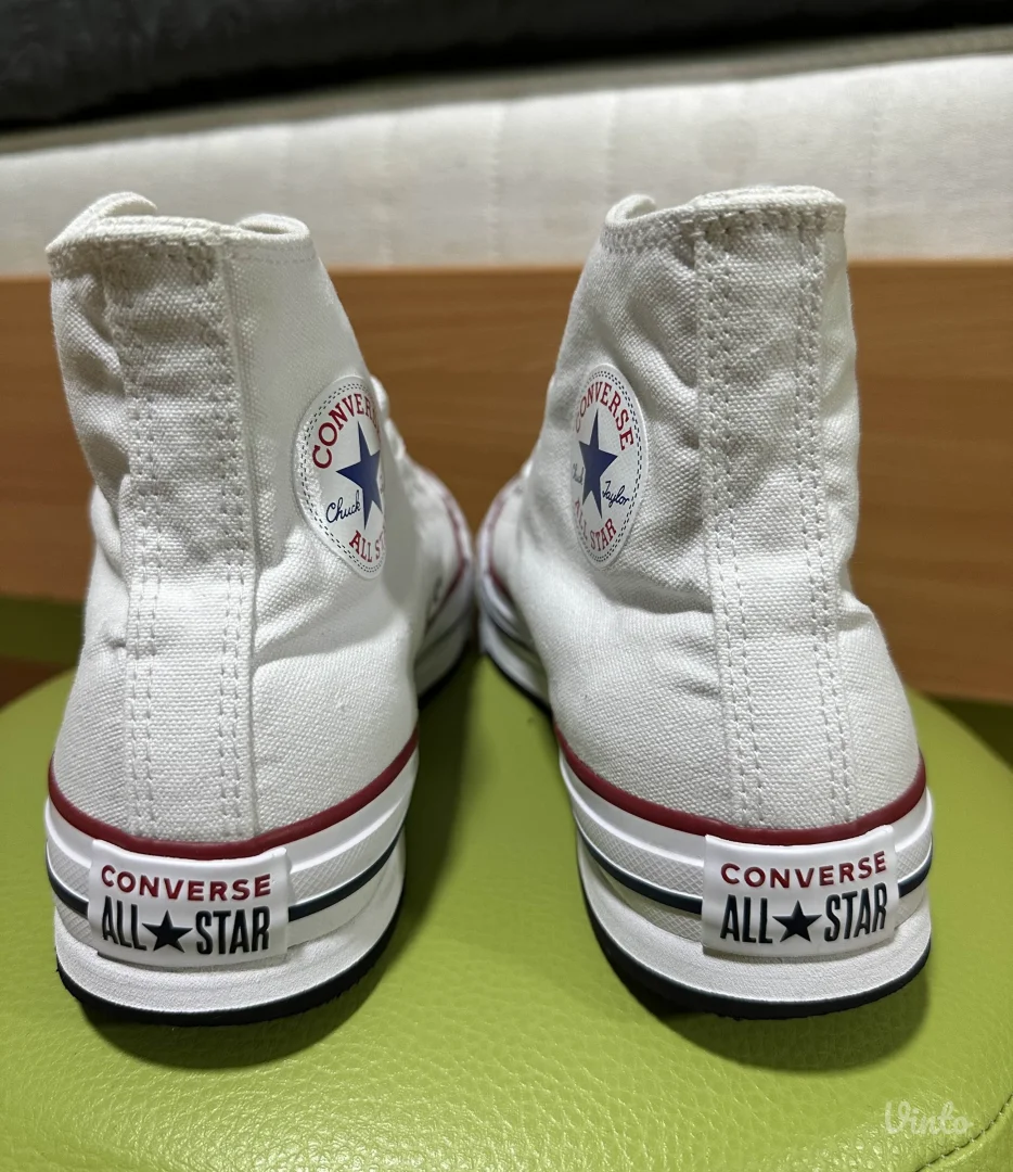 Converse patike (gaziste 22,5 cm).