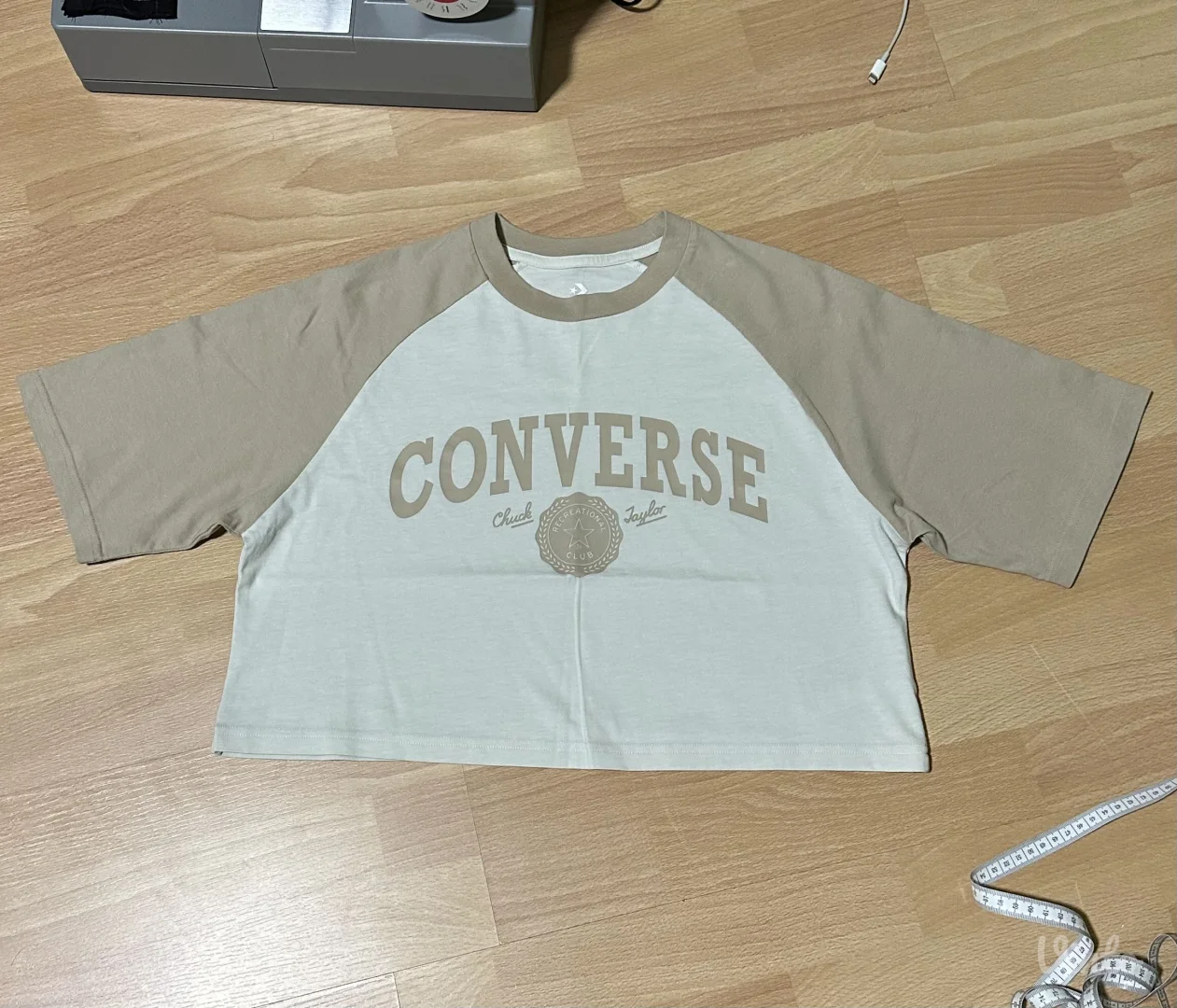 Converse crop majica