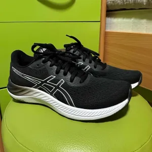 Original Asics Patike
