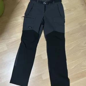 Pantalone za planinarenje