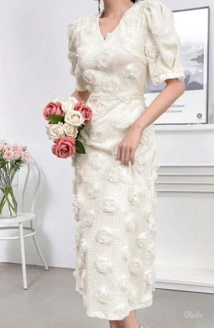 Nova Shein haljina sa 3d cvetovima