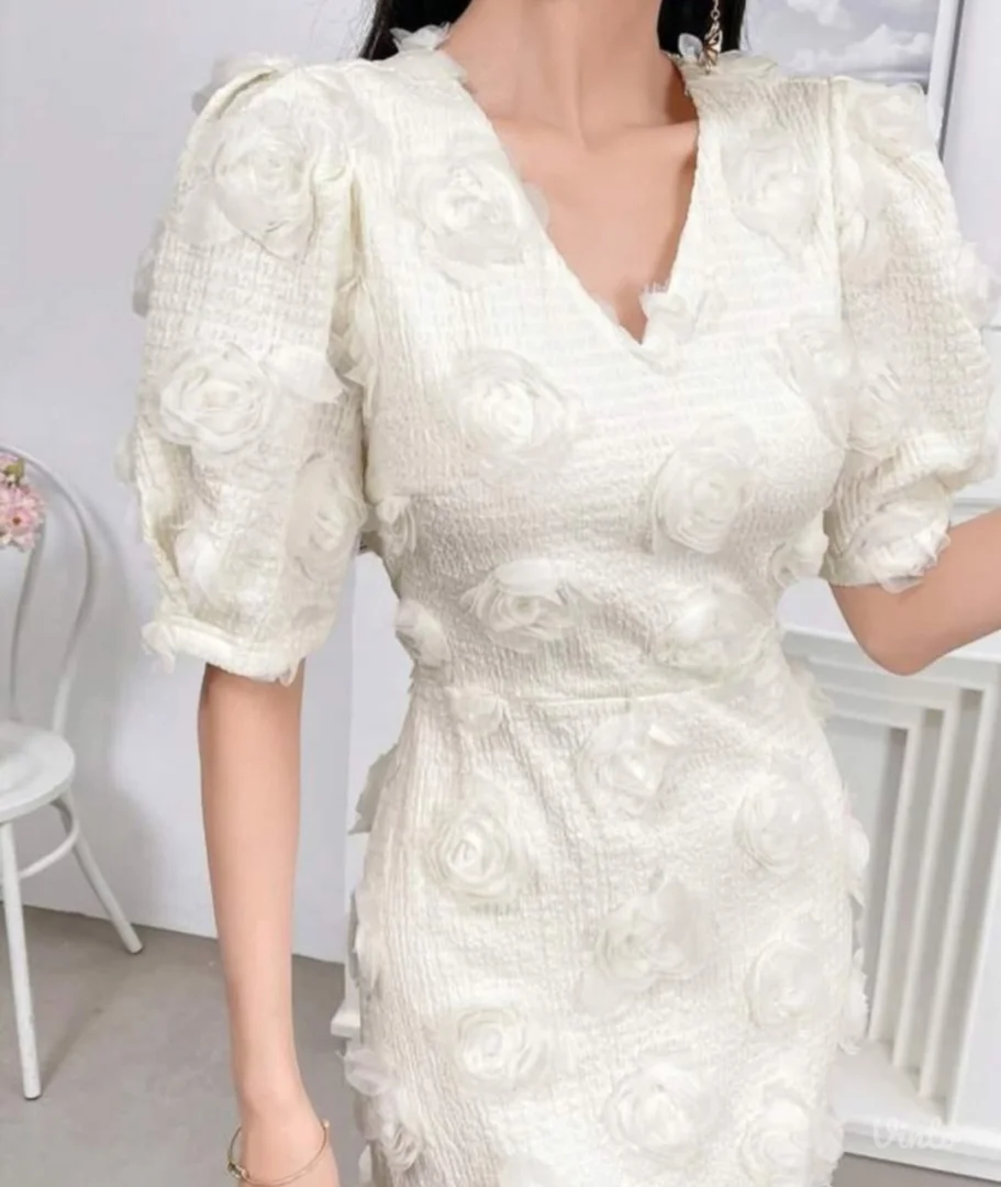 Nova Shein haljina sa 3d cvetovima