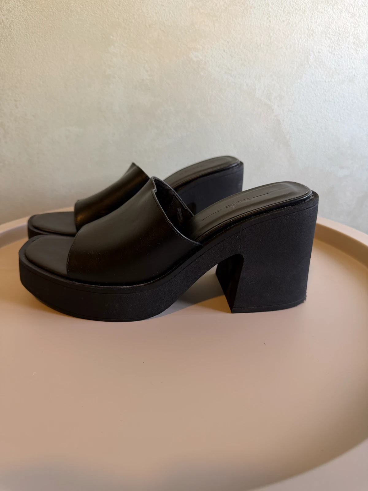 Bershka sandale